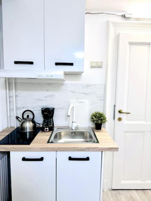 L2 City Centre Loft With Ac Budapest Ngoại thất bức ảnh